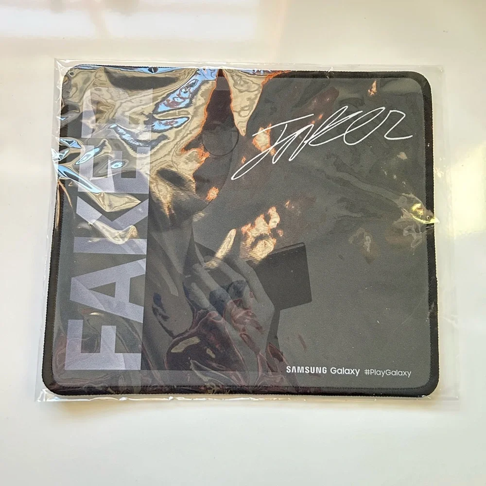 New Exclusive SKT Faker X Samsung Galaxy #PlayGalaxy mousepad